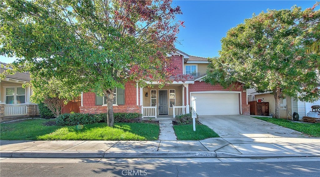 Photo of Listing #IV25216164