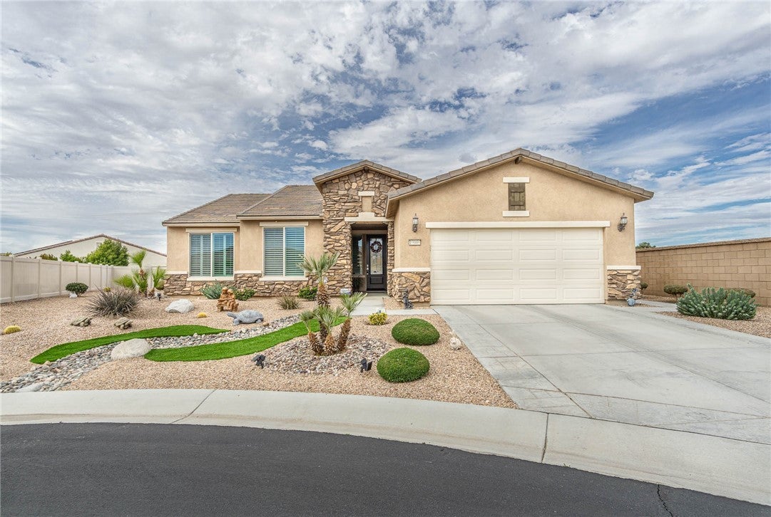 Photo of Listing #CV25217065