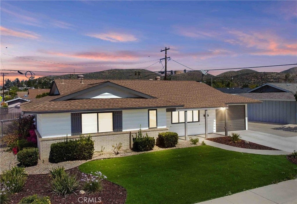 Photo of Listing #SR25217235