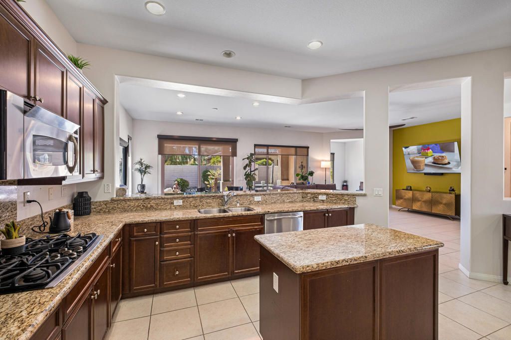 81091 Avenida Colonias, Indio