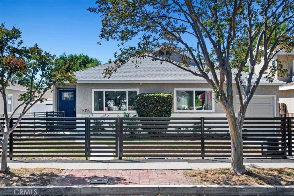 Photo of Listing #SR25190750