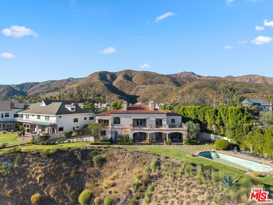 Photo of Listing #25591543