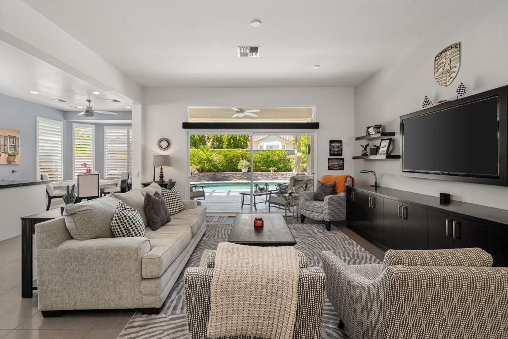 36627 Crown Street, Palm Desert