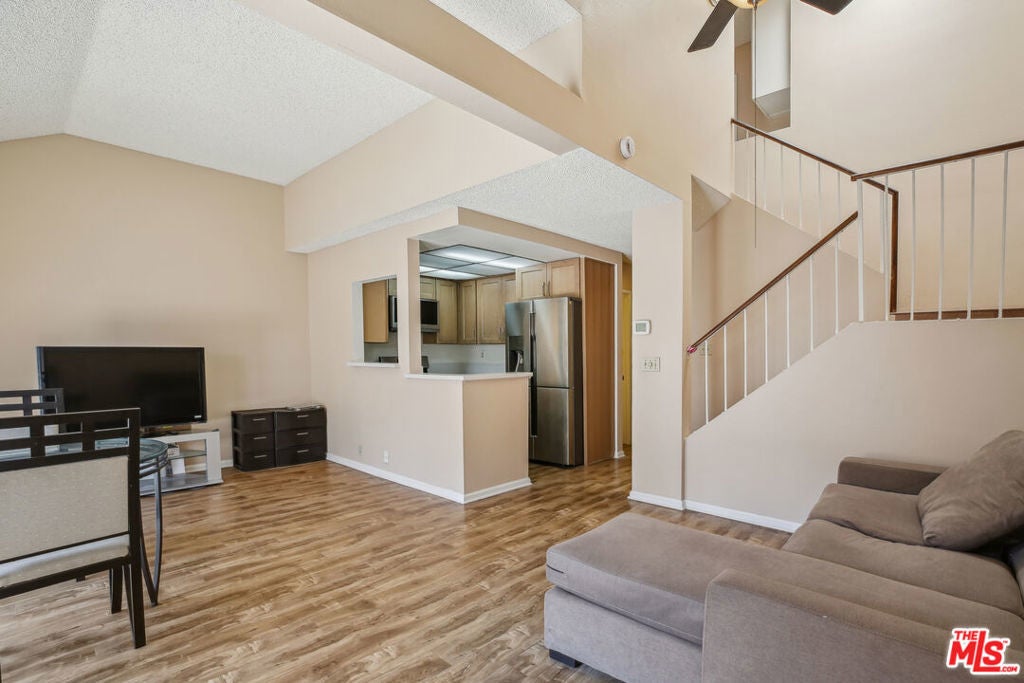 Photo of Listing #25592229