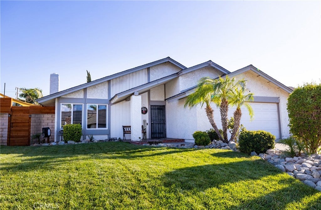 Photo of Listing #CV25217354