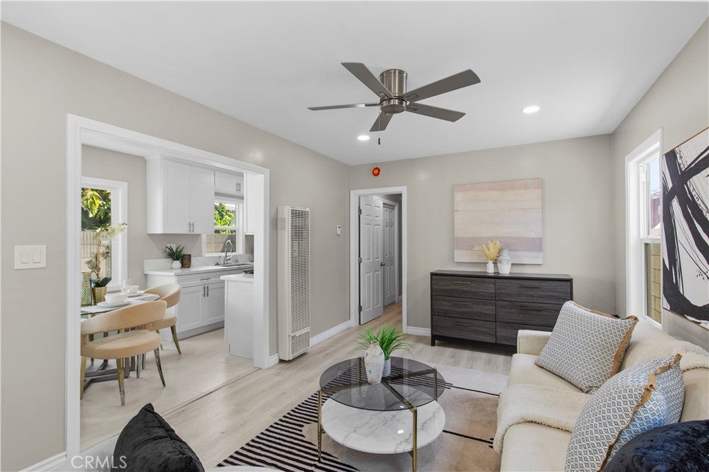 Photo of Listing #DW25218125