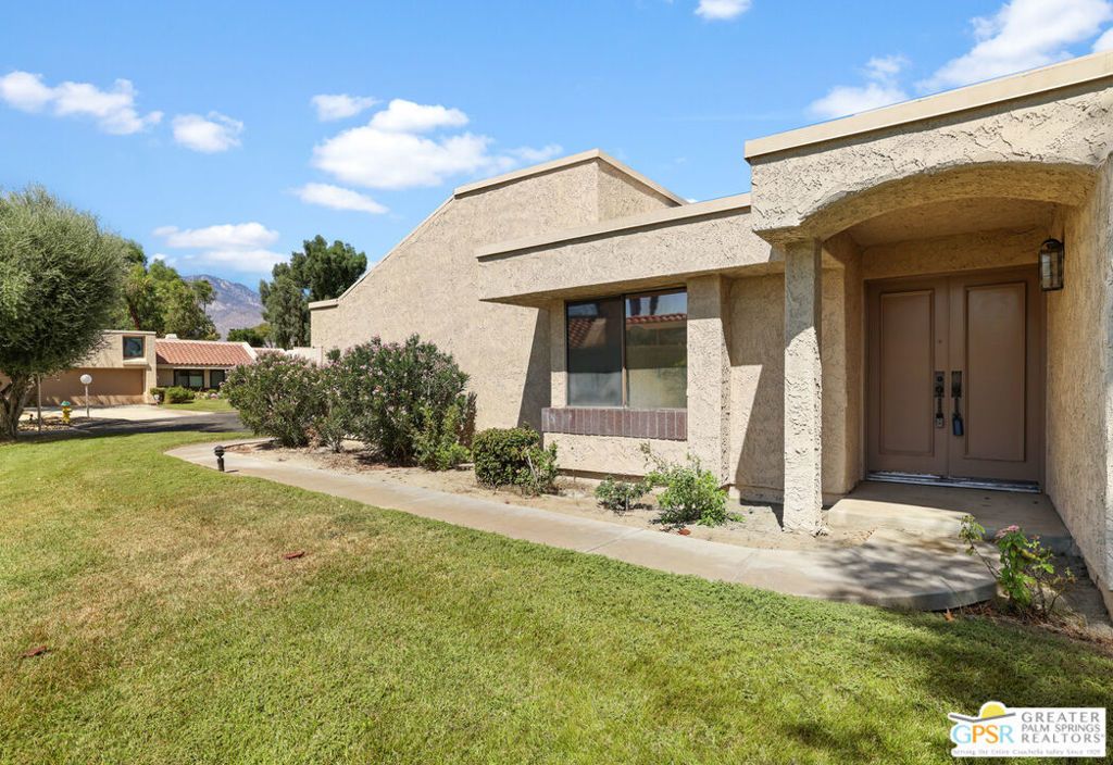 34634 Calle Tobara, Cathedral City