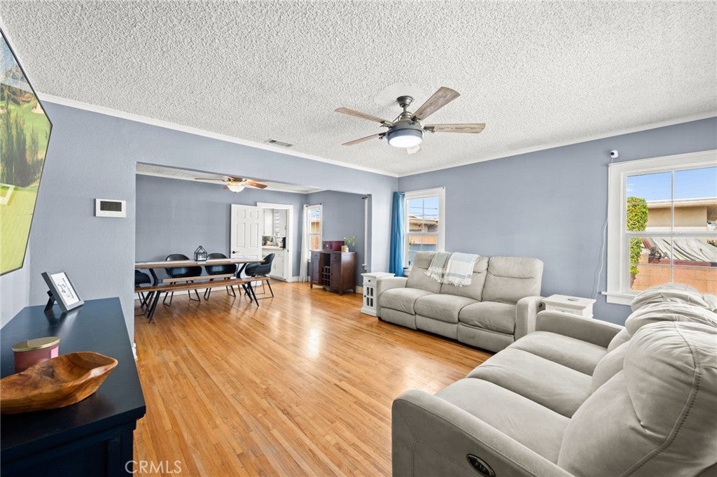 Photo of Listing #SW25206342