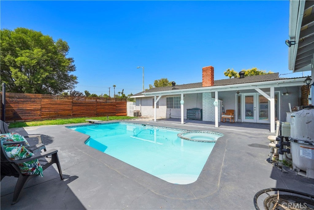 Photo of Listing #SR25218433