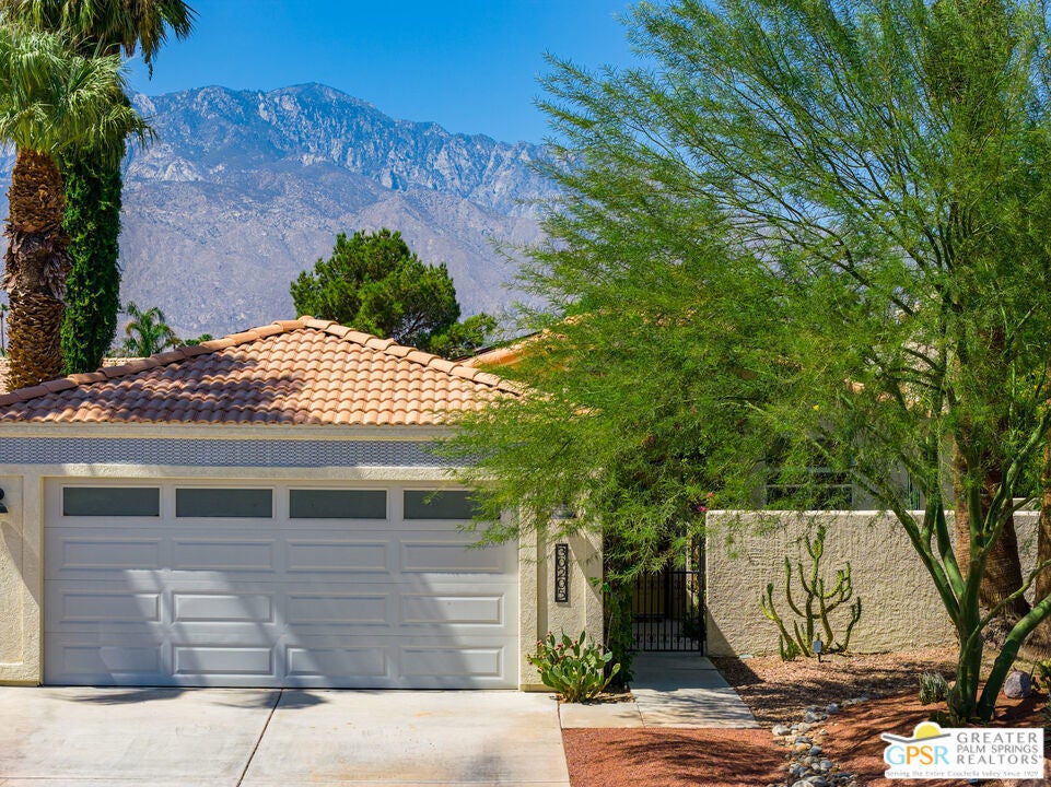 Photo of Listing #25593041PS