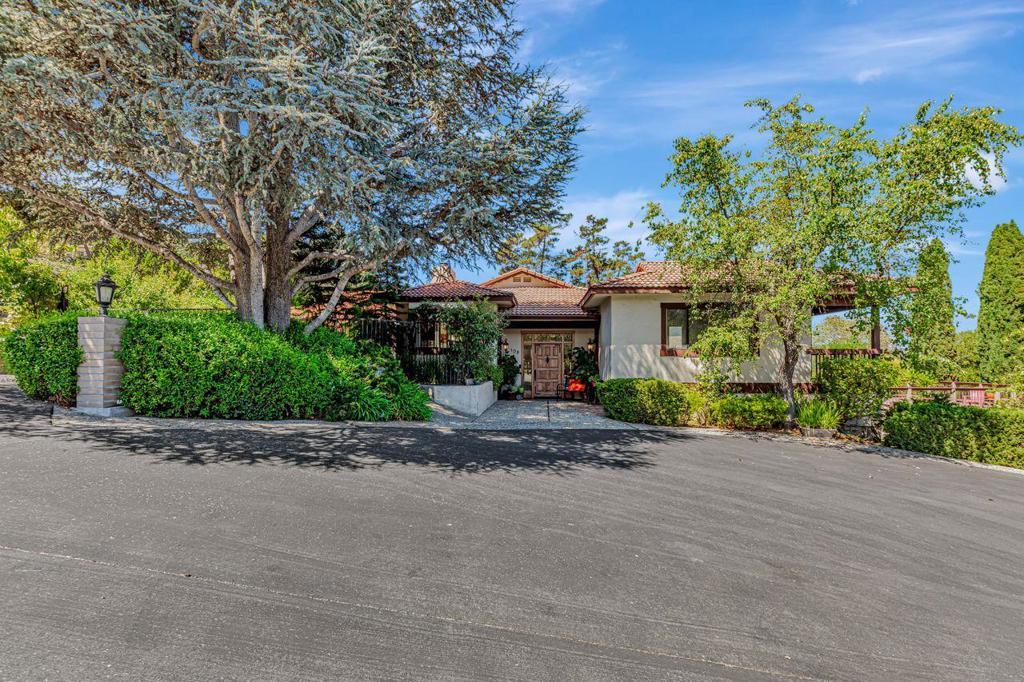 Photo of Listing #ML82021112