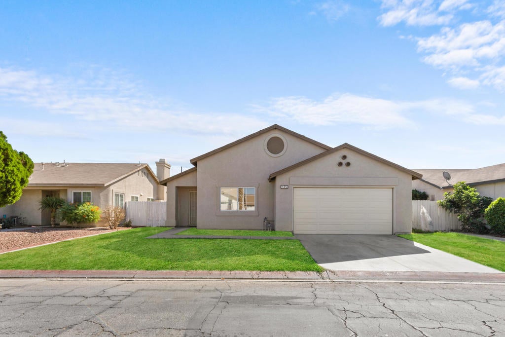 47800 Madison Street # 125, Indio