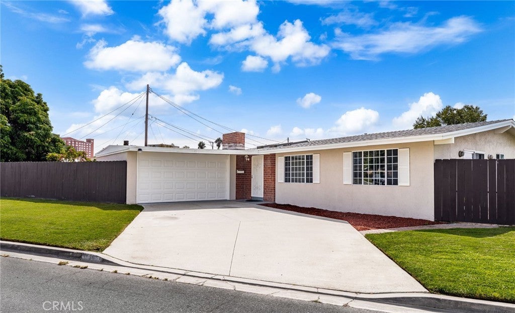 Photo of Listing #CV25218583