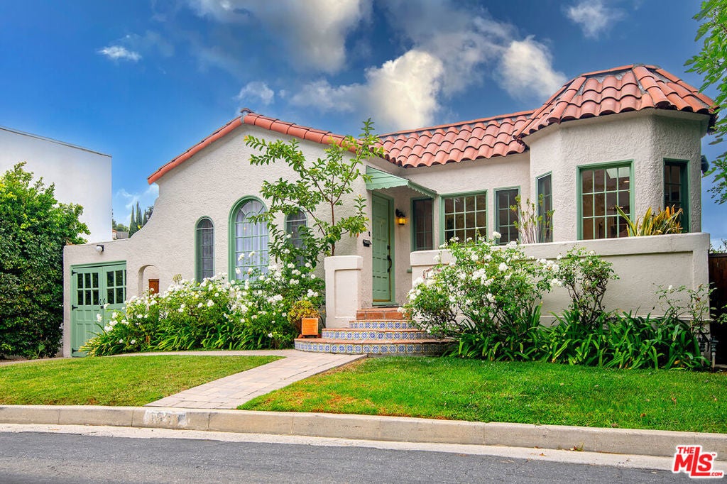 Photo of Listing #25592451