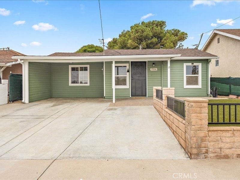 Photo of Listing #IV25219499