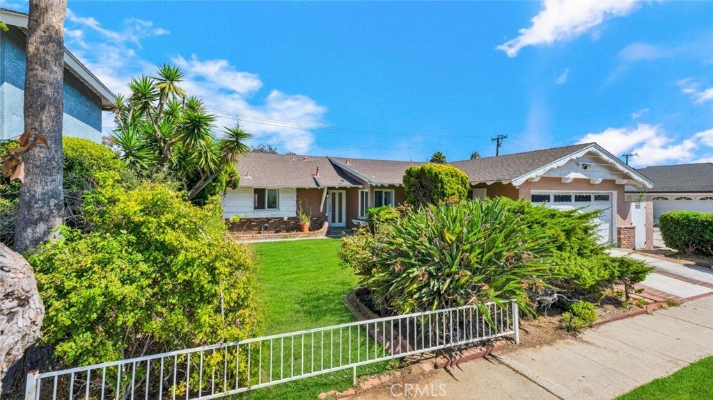 Photo of Listing #PW25219406