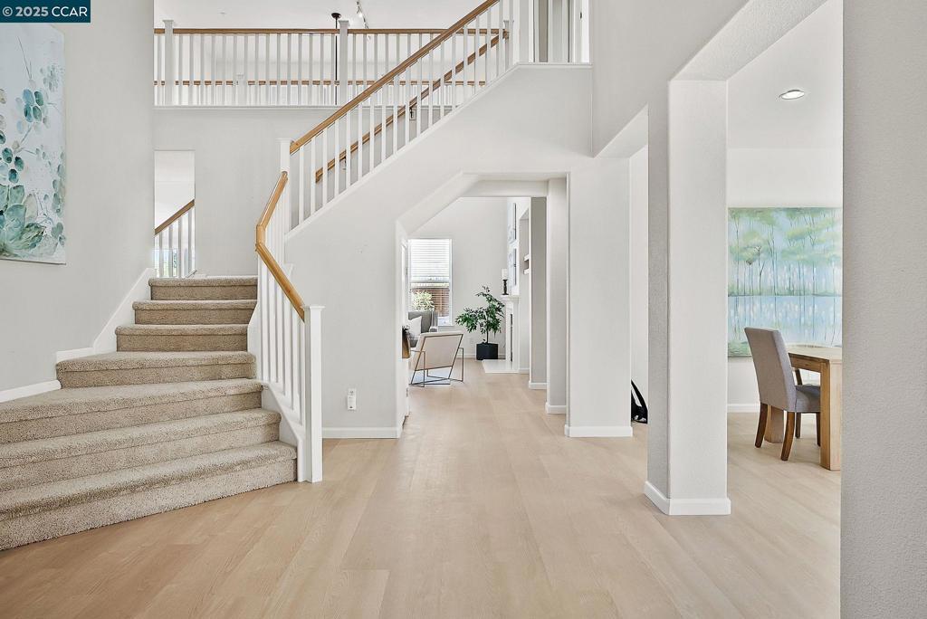 Photo of Listing #41111852