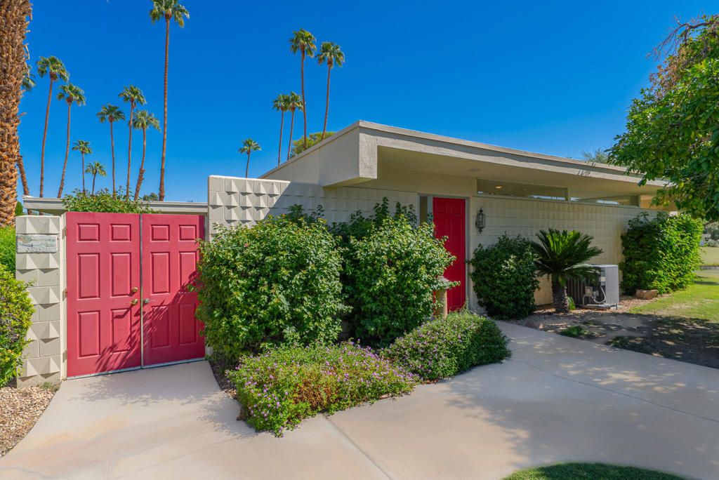83 Westlake Circle, Palm Springs
