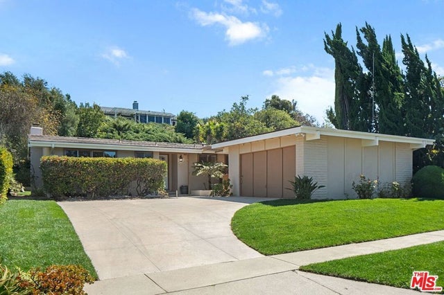 27102 Springcreek Road, Rancho Palos Verdes.