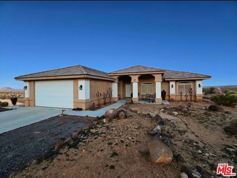 Photo of Listing #25566843