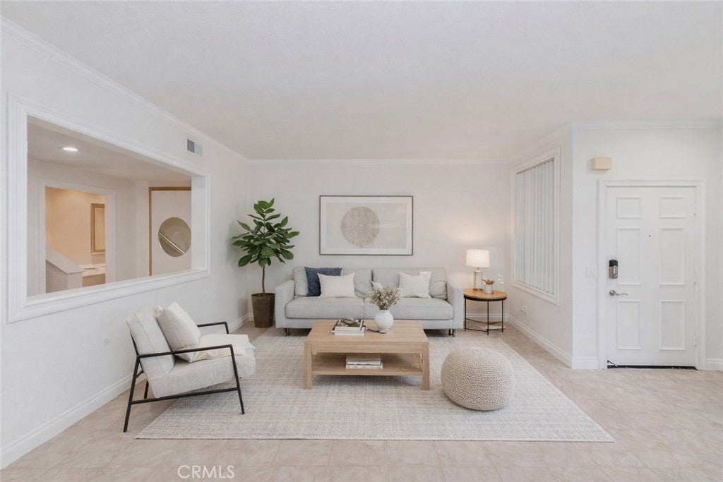 Photo of Listing #SB25216851