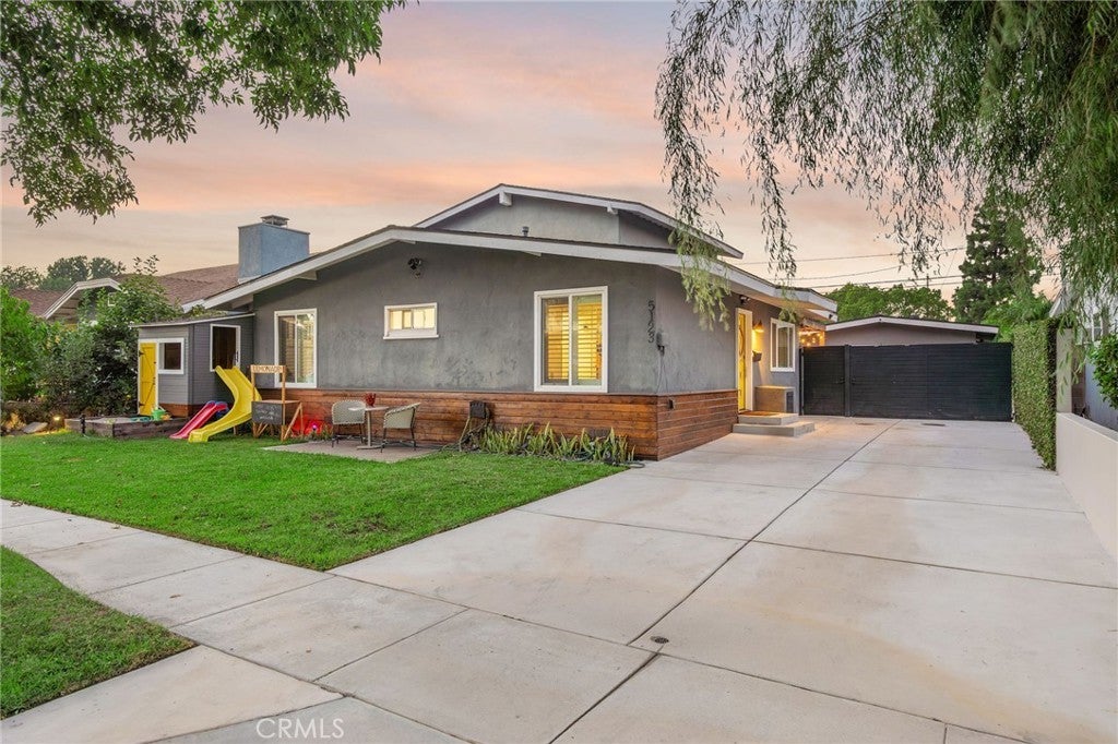 Photo of Listing #PW25218692