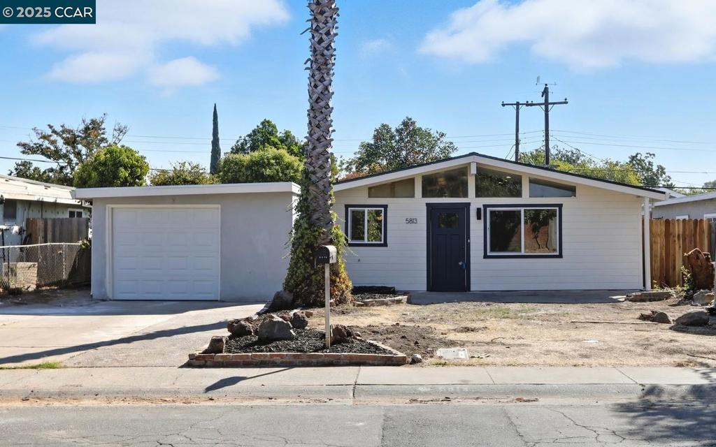 Photo of Listing #41111932