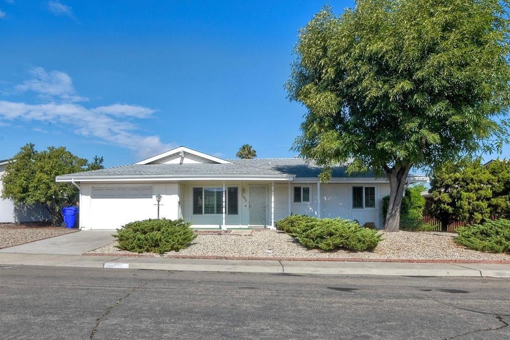 Photo of Listing #250039250SD