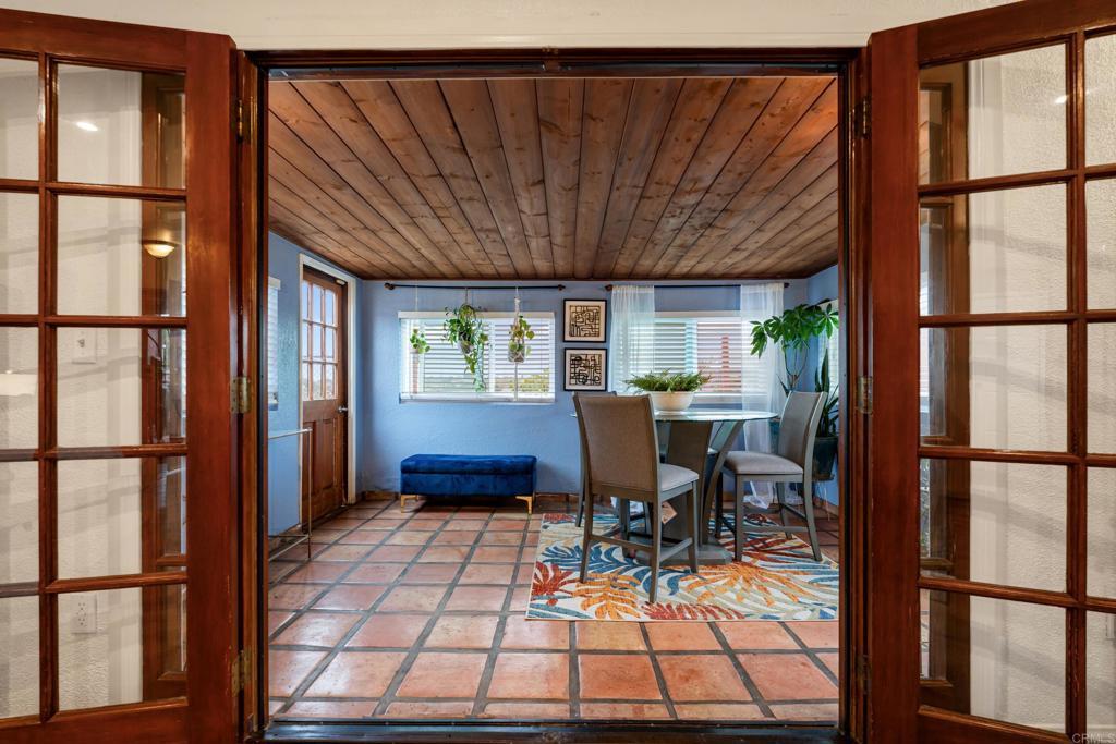 Photo of Listing #PTP2507137