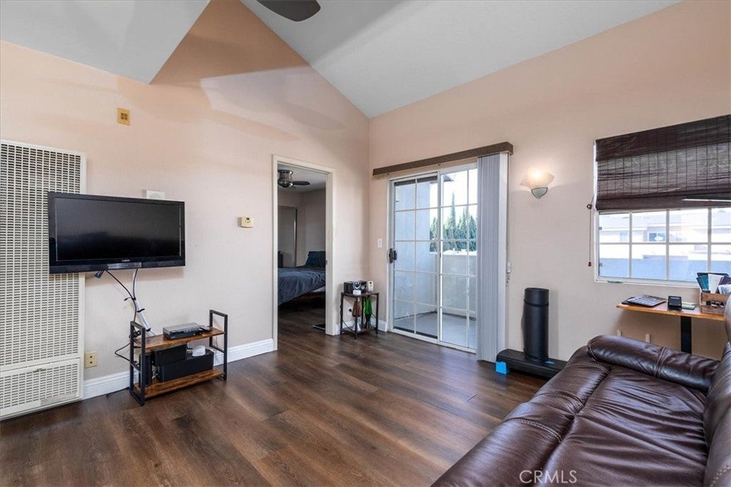 Photo of Listing #PW25219922