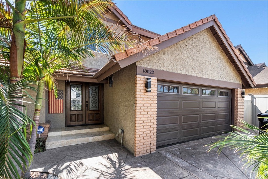 Photo of Listing #SR25220259