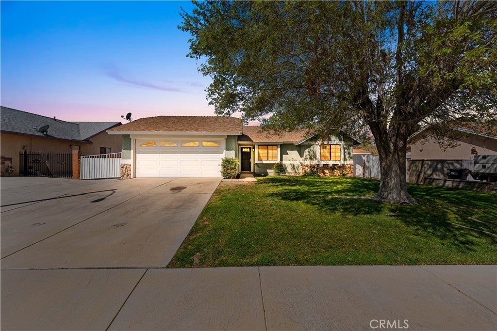 Photo of Listing #SR25218453