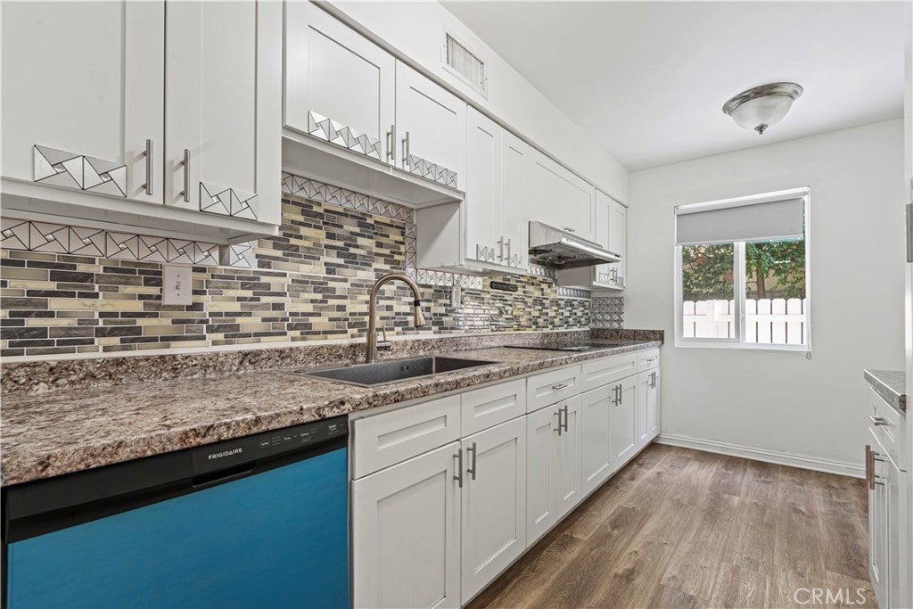 Photo of Listing #SR25220326