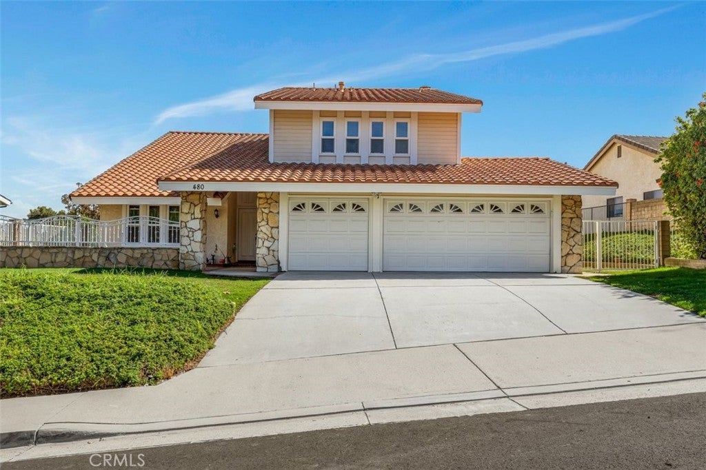 Photo of Listing #PW25220355