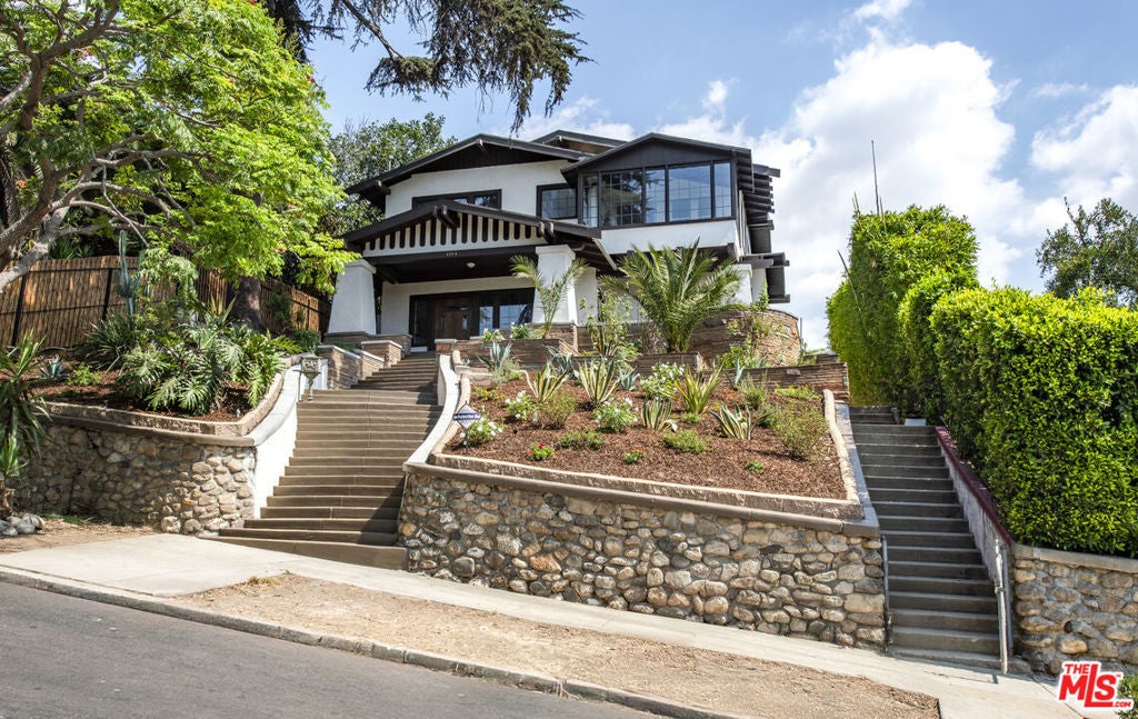 Photo of Listing #25587459