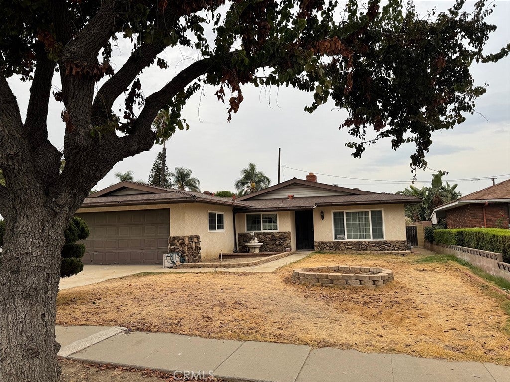 Photo of Listing #CV25220596