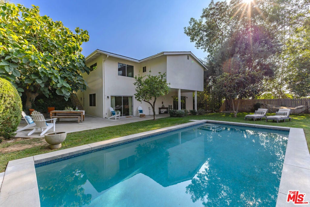 Photo of Listing #25592873