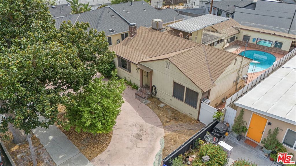 Photo of Listing #25594541