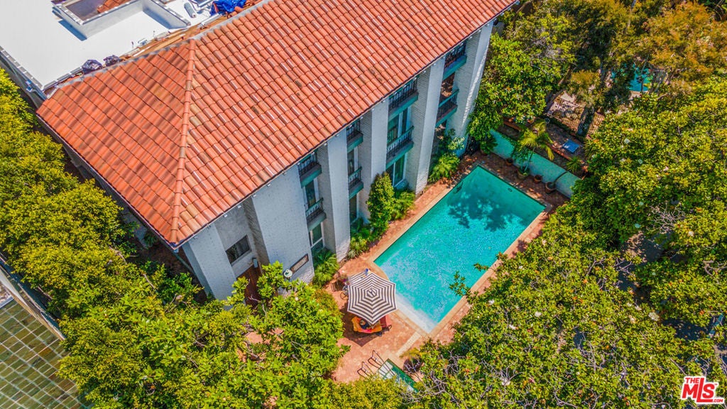 Photo of Listing #25588157