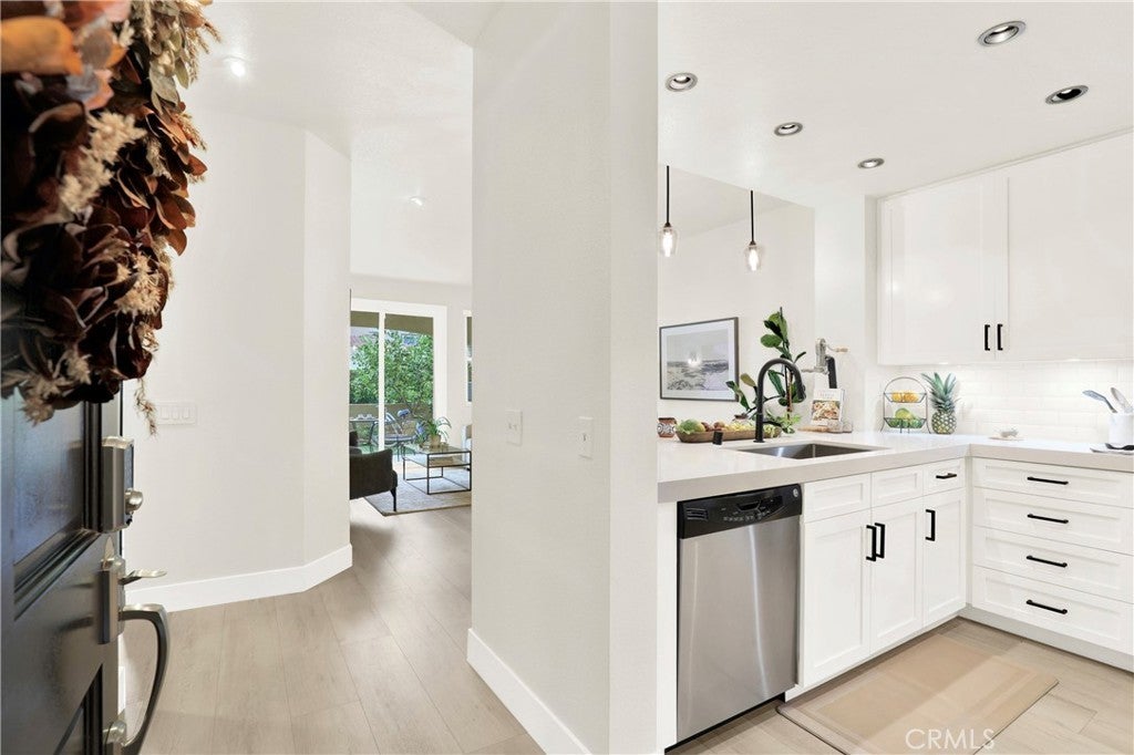 Photo of Listing #OC25210496