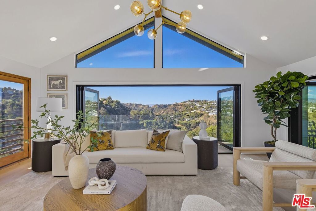 Photo of Listing #25594827