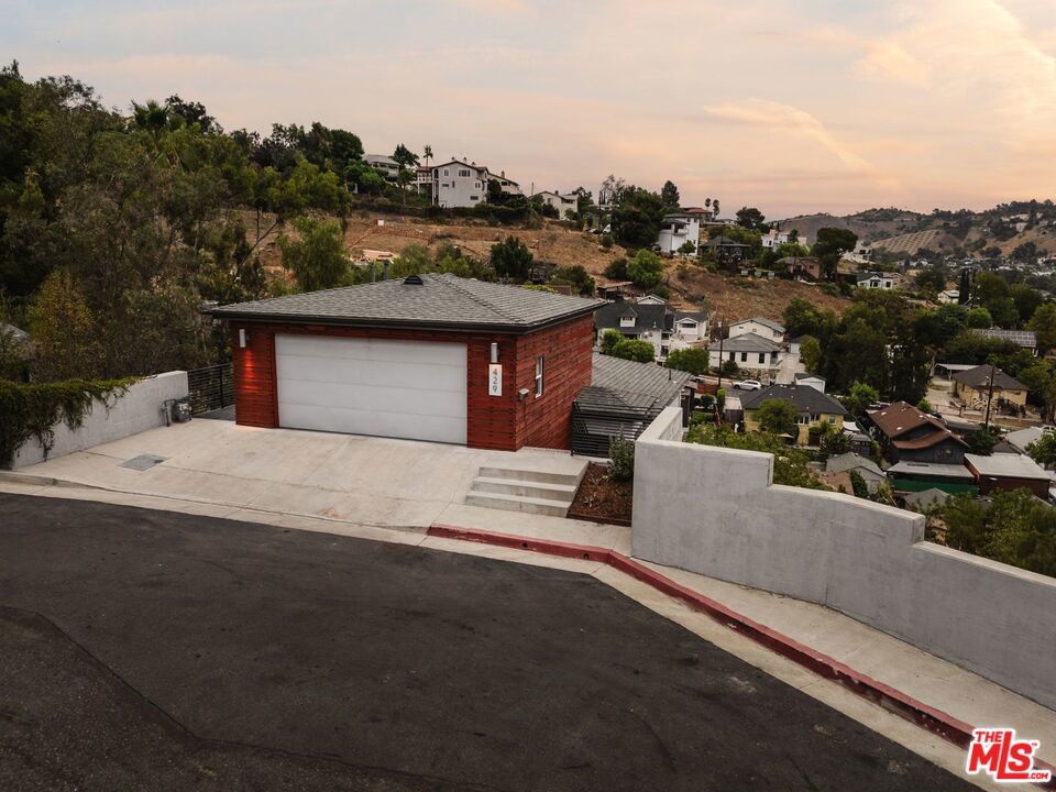 Photo of Listing #25594791