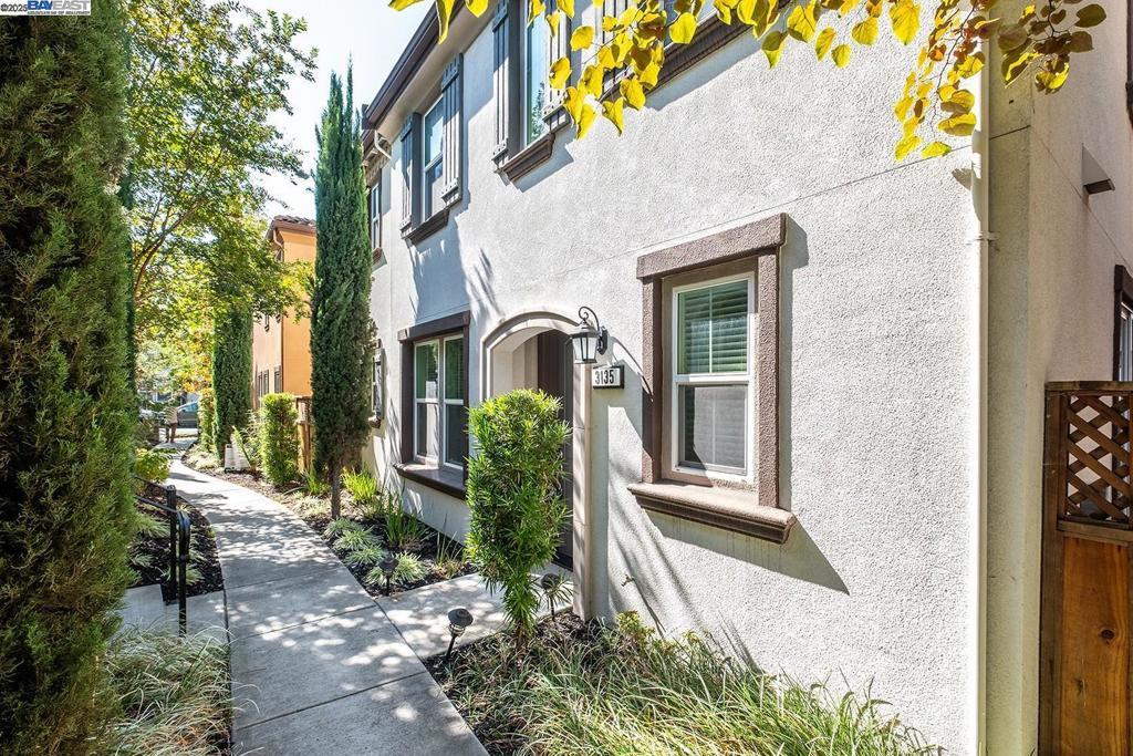 Photo of Listing #41112200