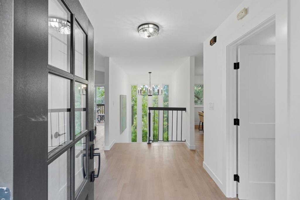 Photo of Listing #ML82022303