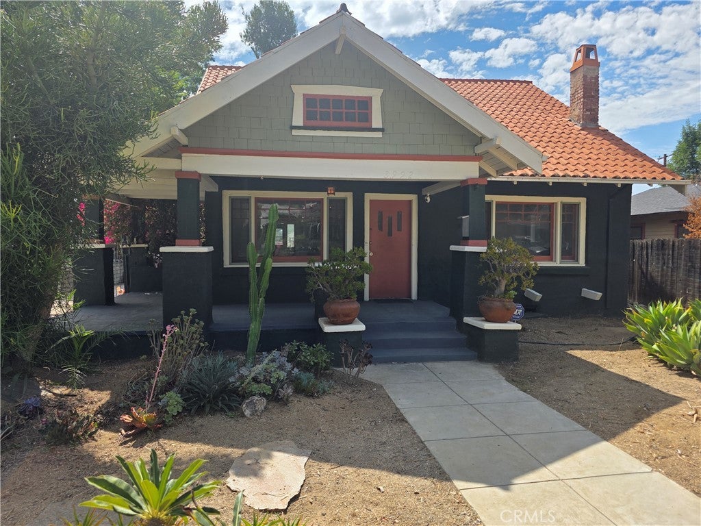 Photo of Listing #IV25221363