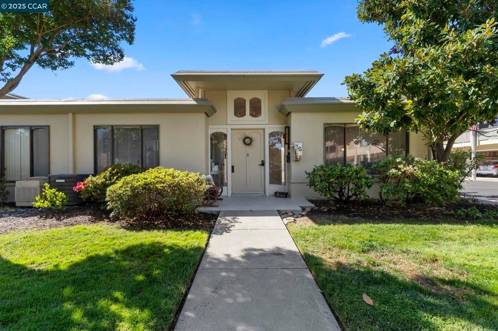 Photo of Listing #41112293