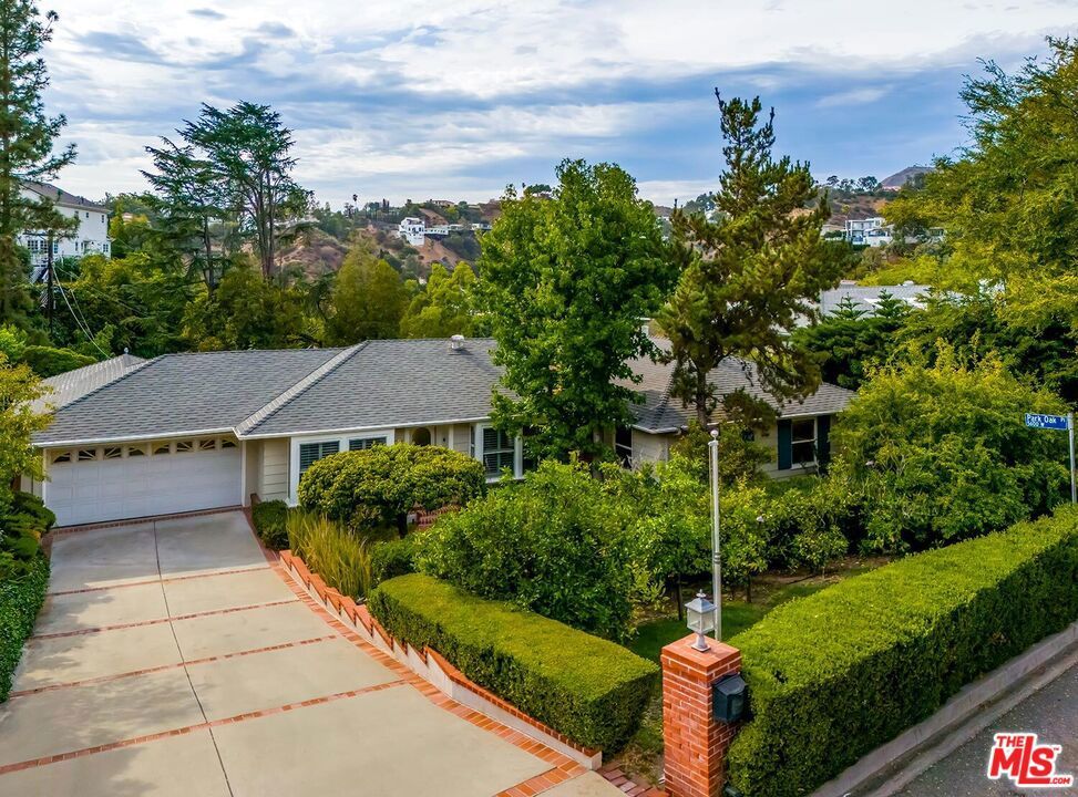 Photo of Listing #25594945