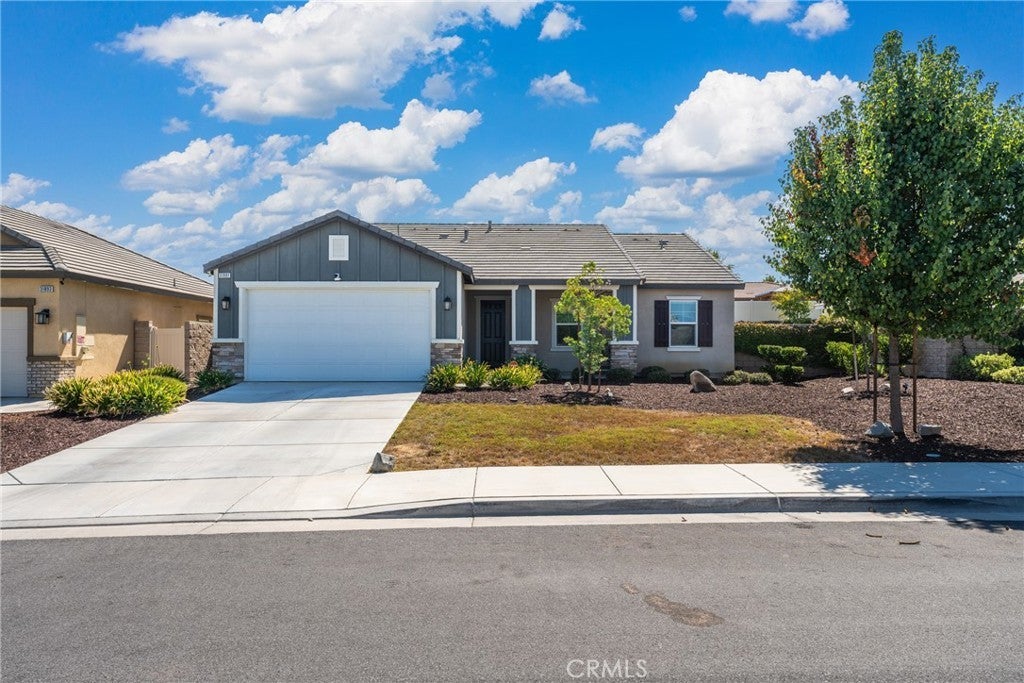 Photo of Listing #CV25221696