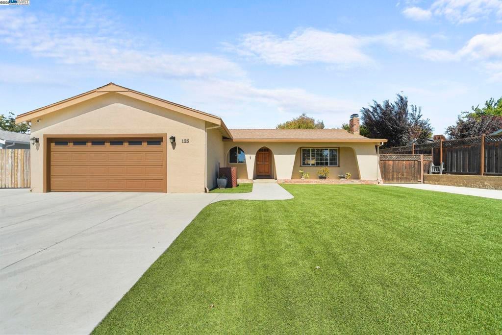 Photo of Listing #41112420