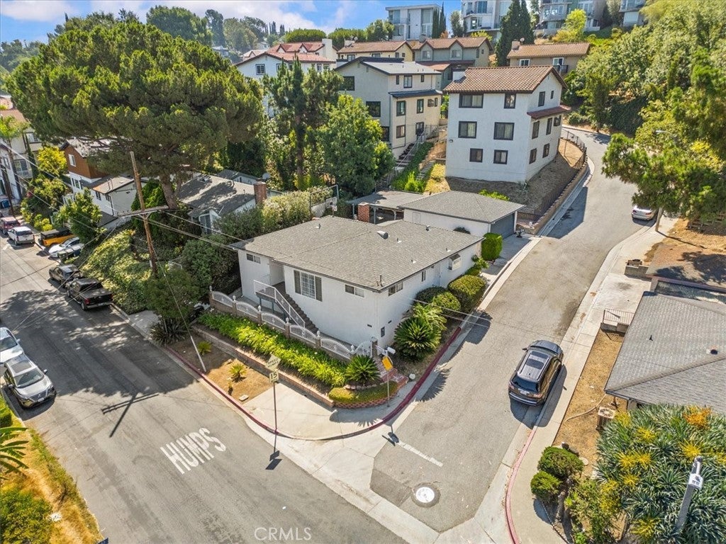 Photo of Listing #DW25223480